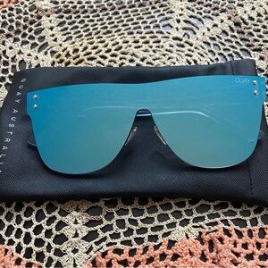 Rare QUAY PHANTOM 125 AUSTRALIA Blue Mirrored Flattop SunGlasses w original case